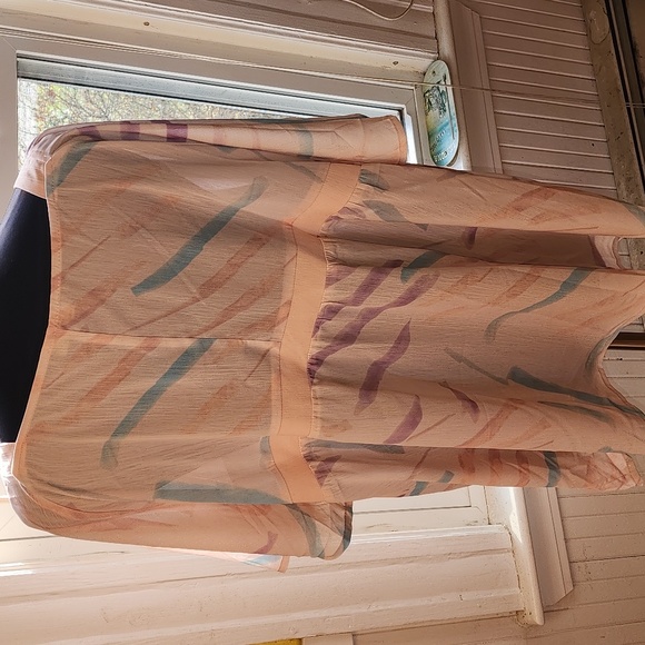 Susan Betro women's plus size 3X blouse 👚 - Picture 4 of 7